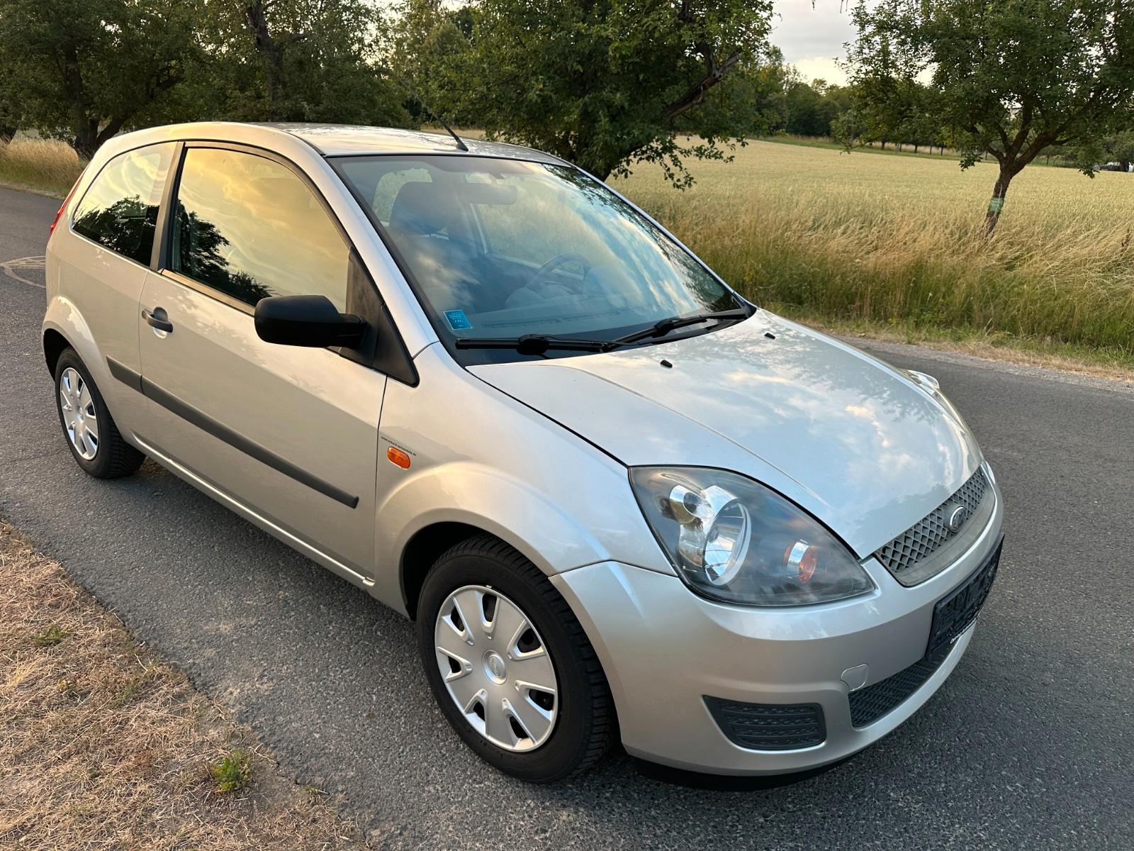 Ford Fiesta 1.3 Facelift Klima TÜV