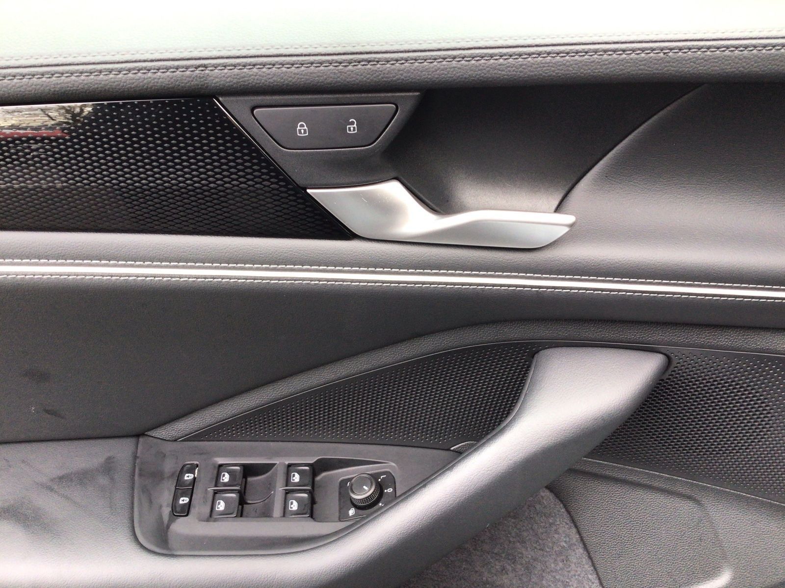 Volkswagen Passat Variant - Bild 8