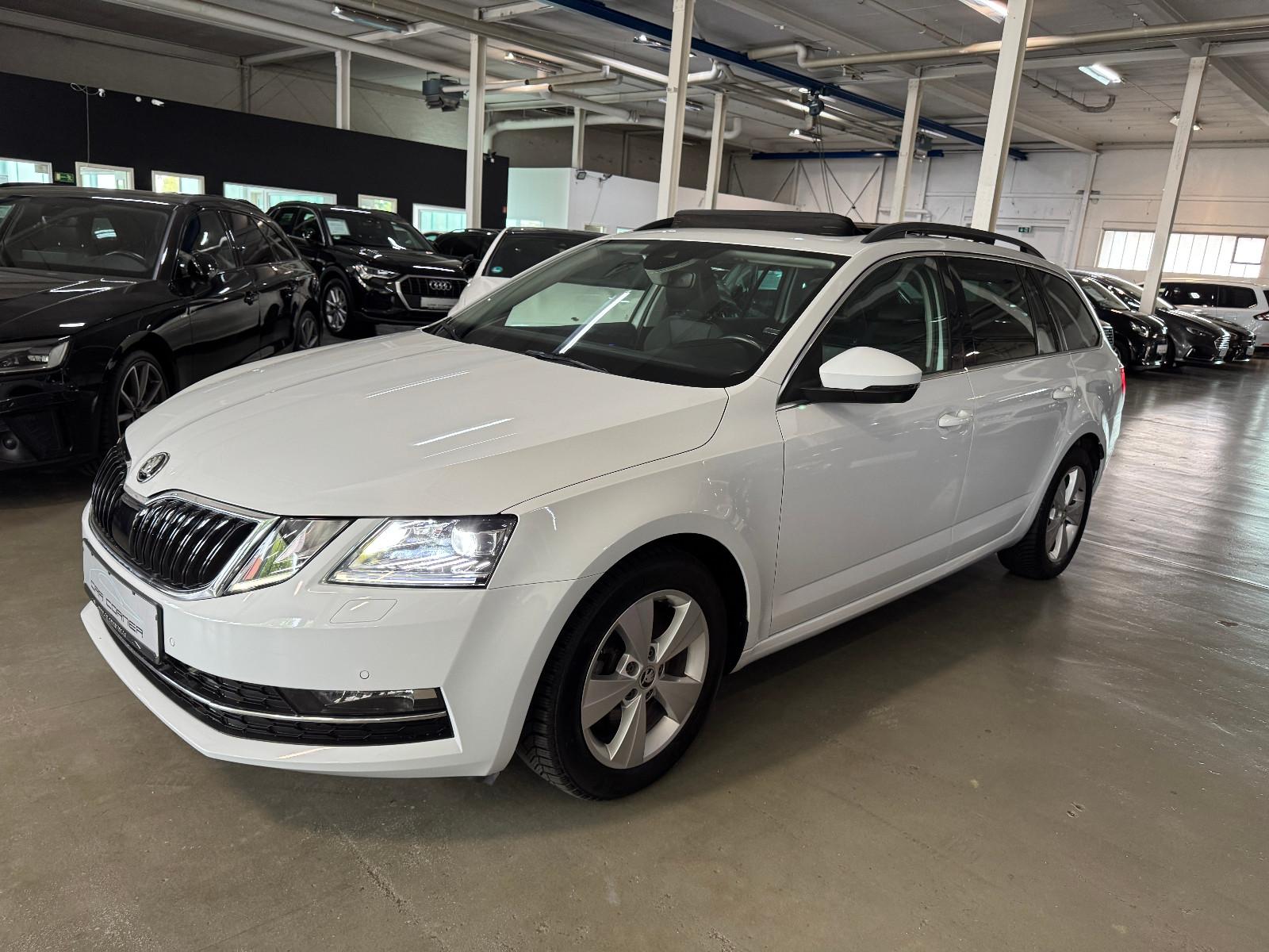 Skoda Octavia STYLE 4X4 PANO NEUER MOTOR / MEGA VOLL
