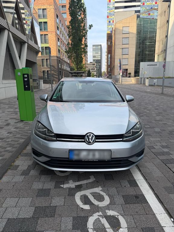 Image of Volkswagen Golf