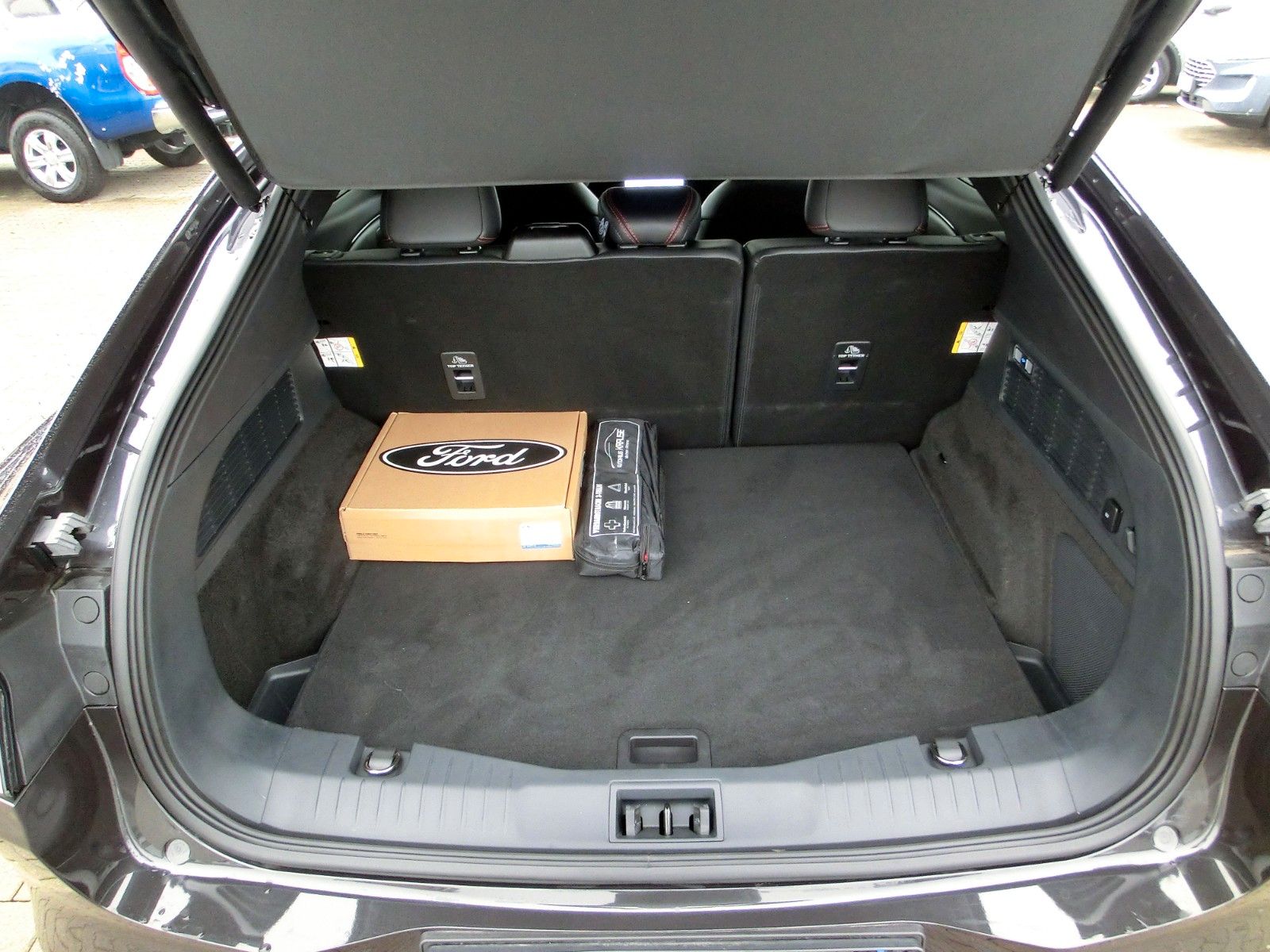 Fahrzeugabbildung Ford Mustang Mach-E Premium