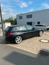 BMW 116i Sport Line Lim. 5trg. Automatik Klima Nav - BMW 116 Gebrauchtwagen in Mülheim (Ruhr)