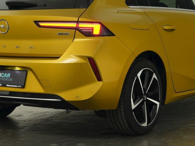 Astra L LIM BUSINESS ELEGANCE PHEV AT+LED+NAVI+R