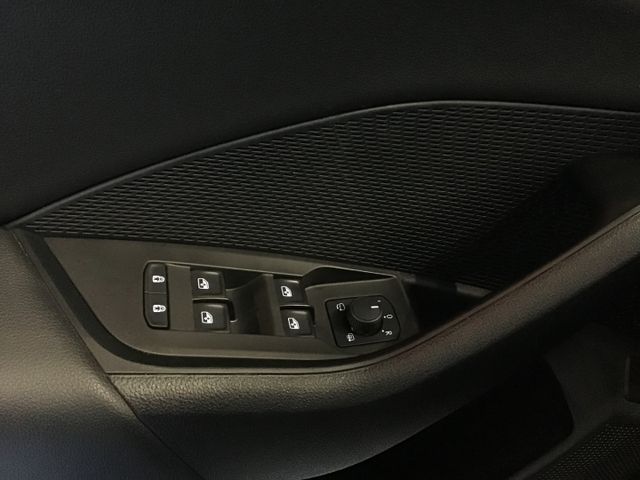 Fahrzeugabbildung Skoda Octavia Style Combi 2.0 TDI DSG/Navi/AHK/HUD/ACC