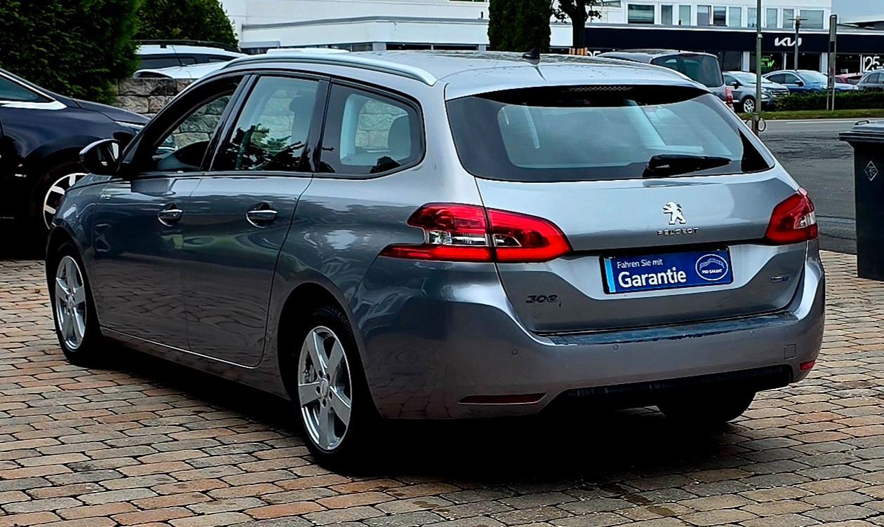 Peugeot 308 2015 — photo 9