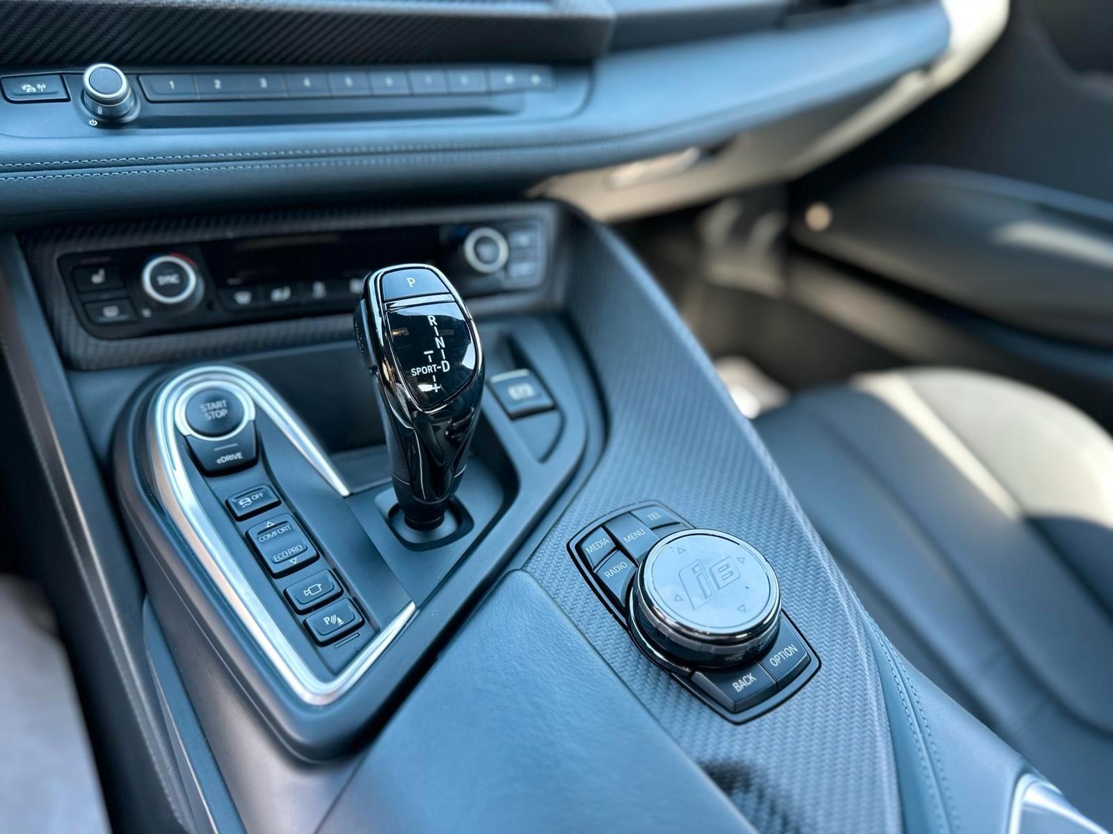 BMW i8*AC Schnitzer*Carbon*21 Zoll*Kam*Head-Up*