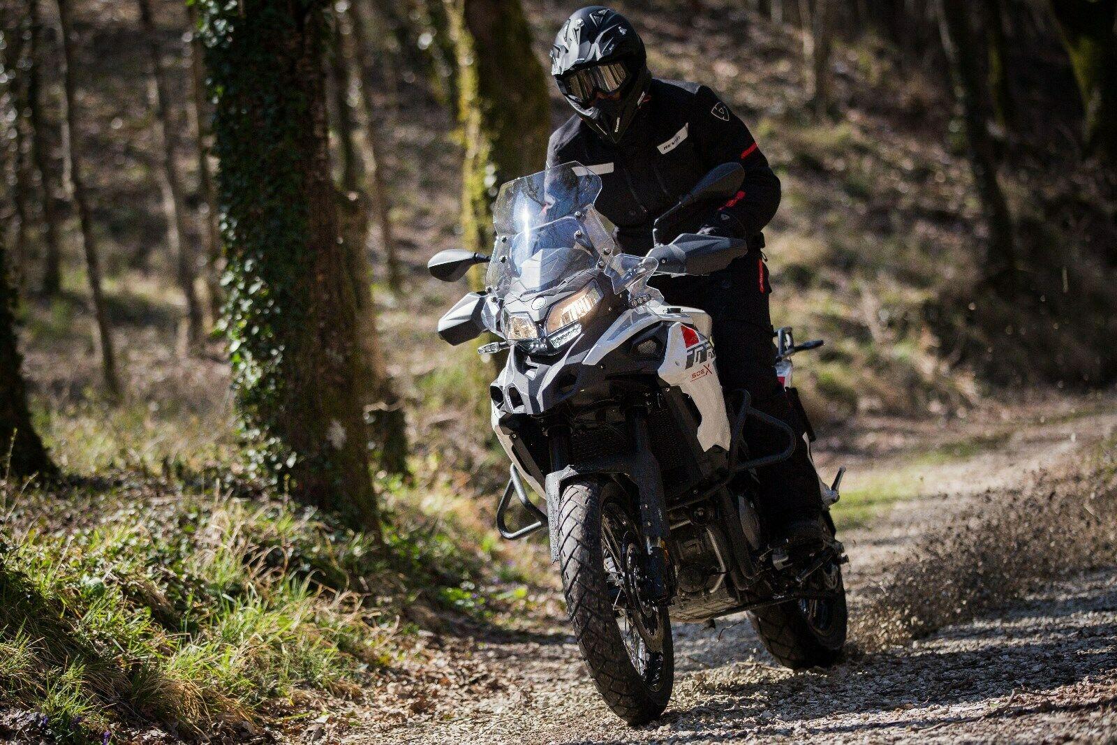 Benelli TRK 502  X / Adventure 2024 ABS Teste Sie !!!!