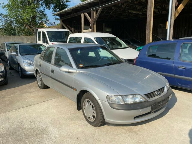 Opel Vectra 1.6 16V Comfort *Klima*