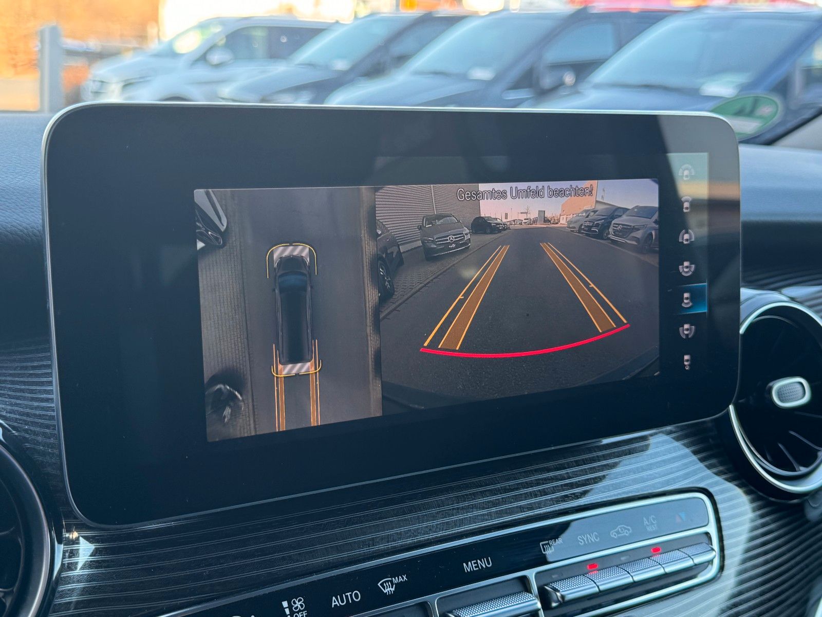 Fahrzeugabbildung Mercedes-Benz V 300 d AVA DISTRONIC AHK2,5to 360Kamera