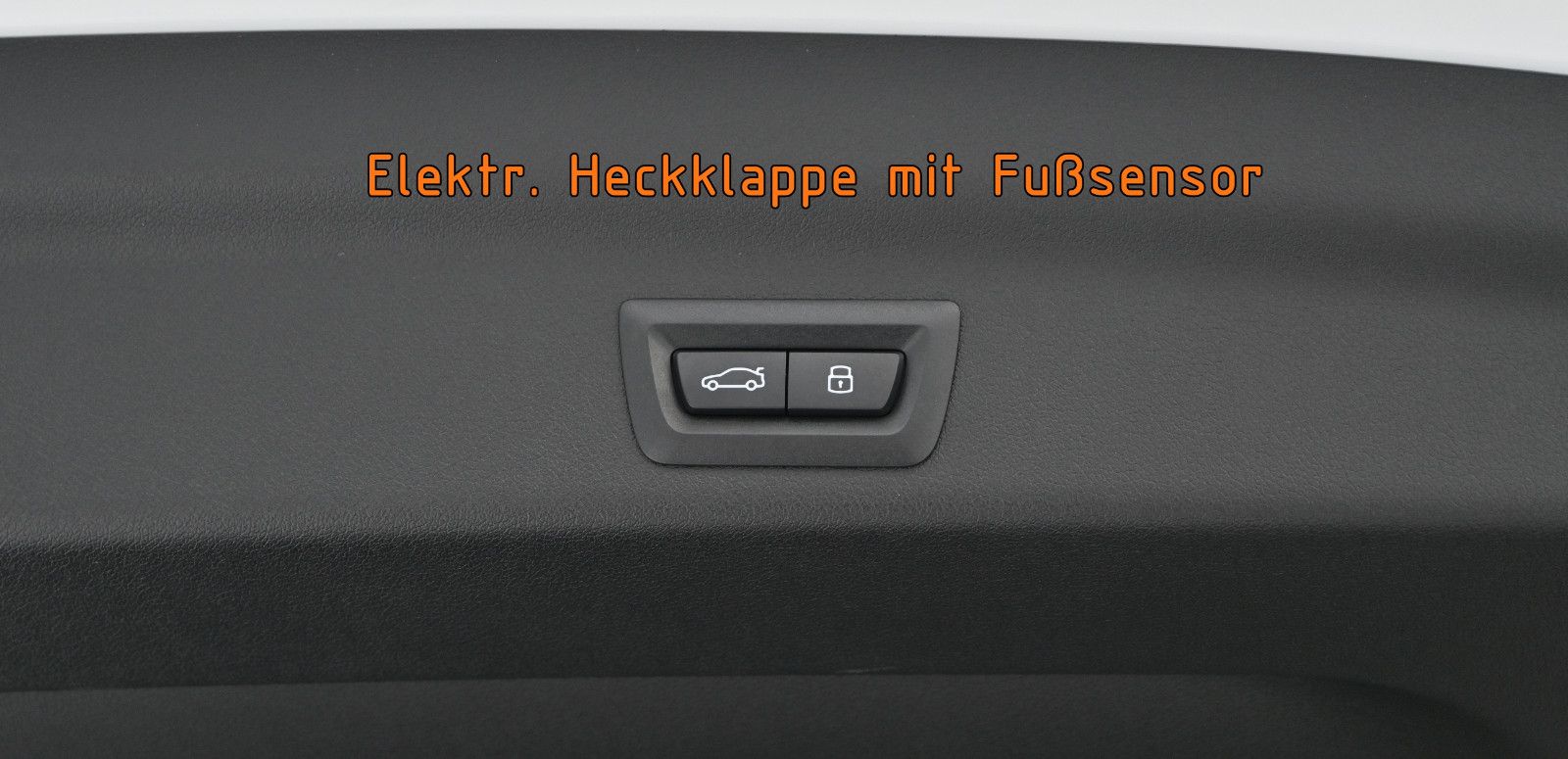 Fahrzeugabbildung BMW X1 xDrive23i M-Sport °ACC°AHK°360°MEMO°HARMAN°