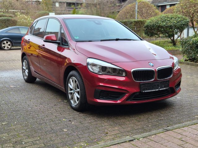 BMW 218 Active Tourer 218i*Navi*Tüv*Klimaautomatik