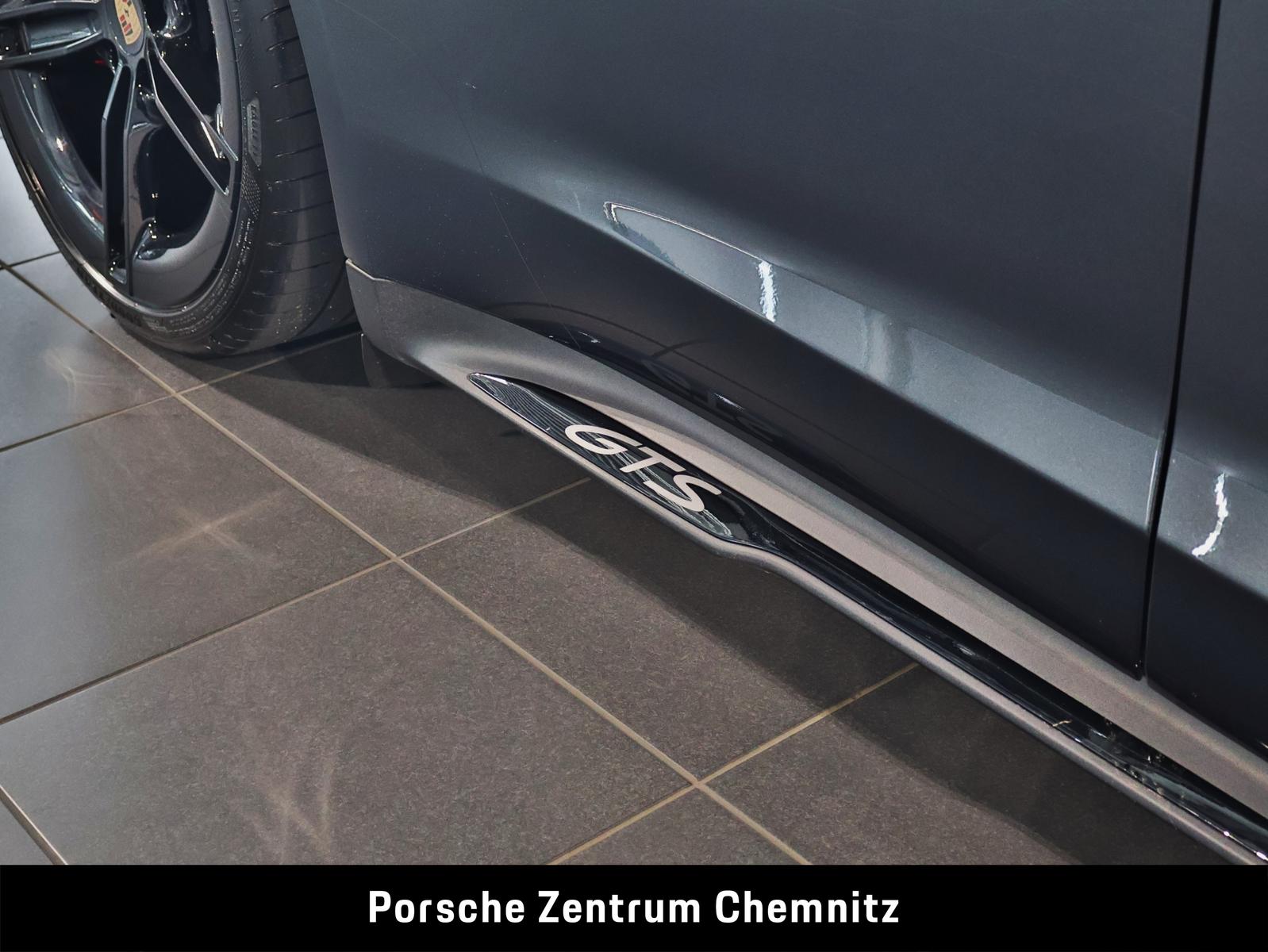Porsche Taycan GTS HA-Lenkung;Massage;HD-Matrix;Head-Up