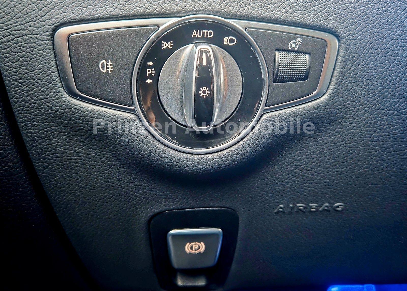 Mercedes-Benz E 220 d Coupe 4Matic AMG *NIGHT*PANO*AMBIENTE*
