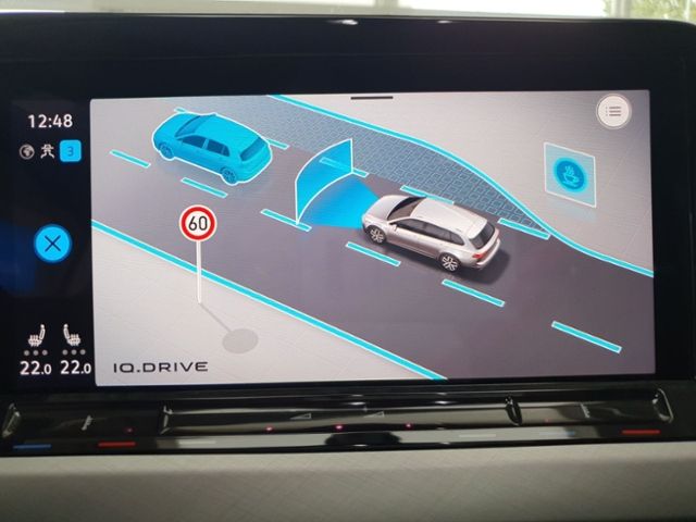 Fahrzeugabbildung Volkswagen Golf Variant 1.0 TSI Life 4xSHZ. STDHZ. LED NAVI