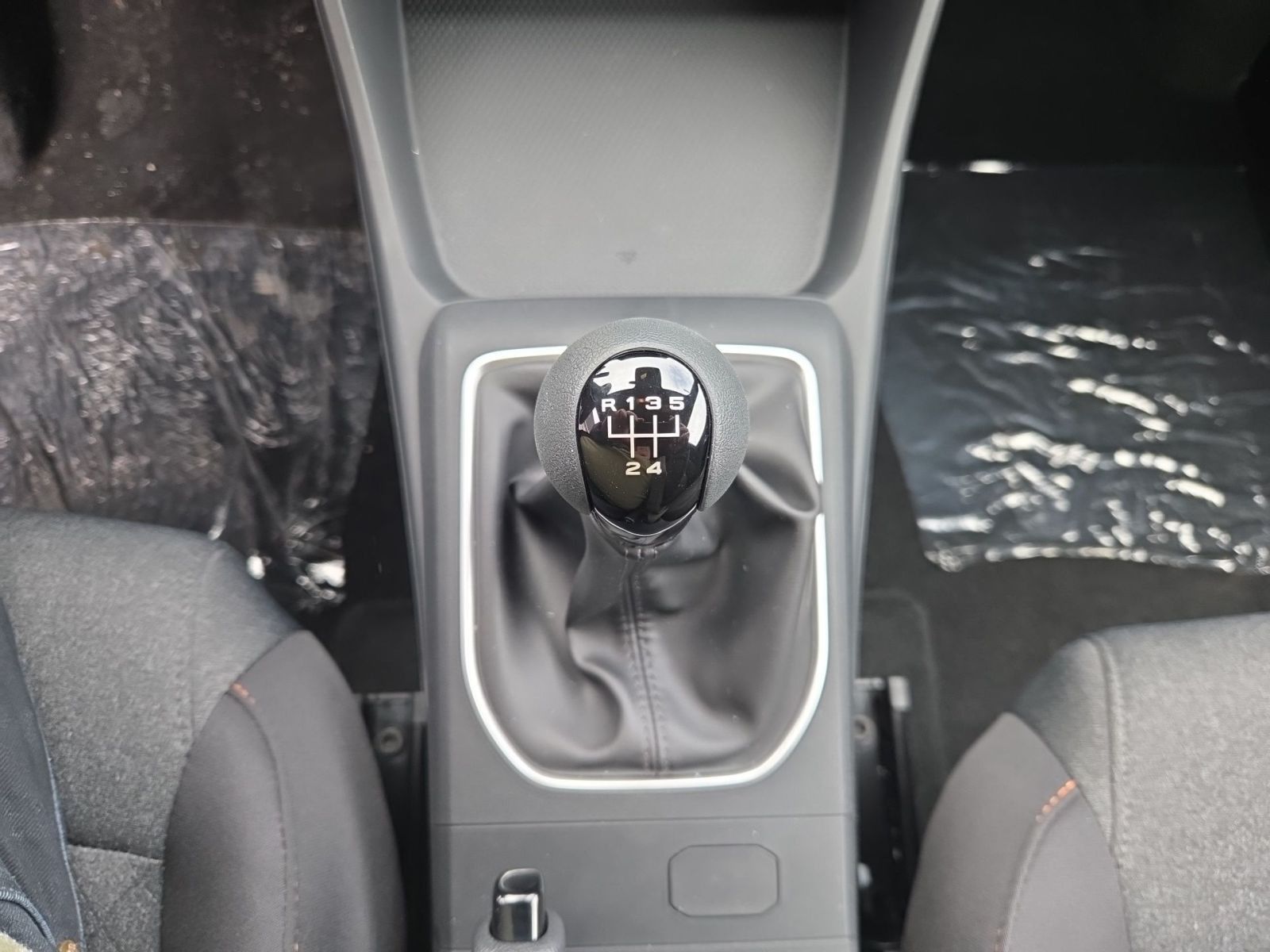 Fahrzeugabbildung MG MG3 3 Comfort 1.5 Benziner 116 PS Schalter *NAVI