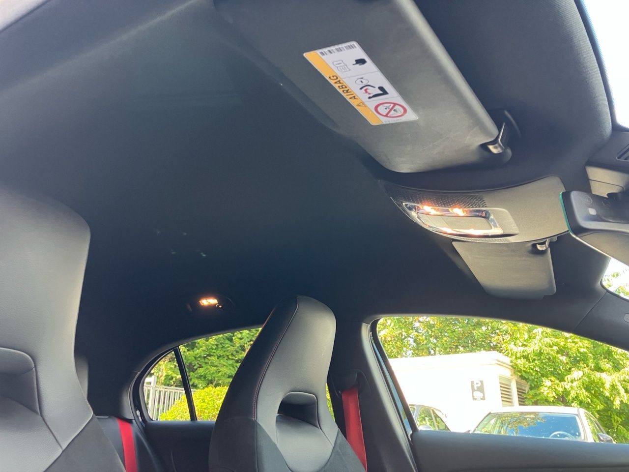 Fahrzeugabbildung Mercedes-Benz AMG A 45 4M+ NIGHT+MULTIBEAM+KEYL+AMBIENTE+KAM++