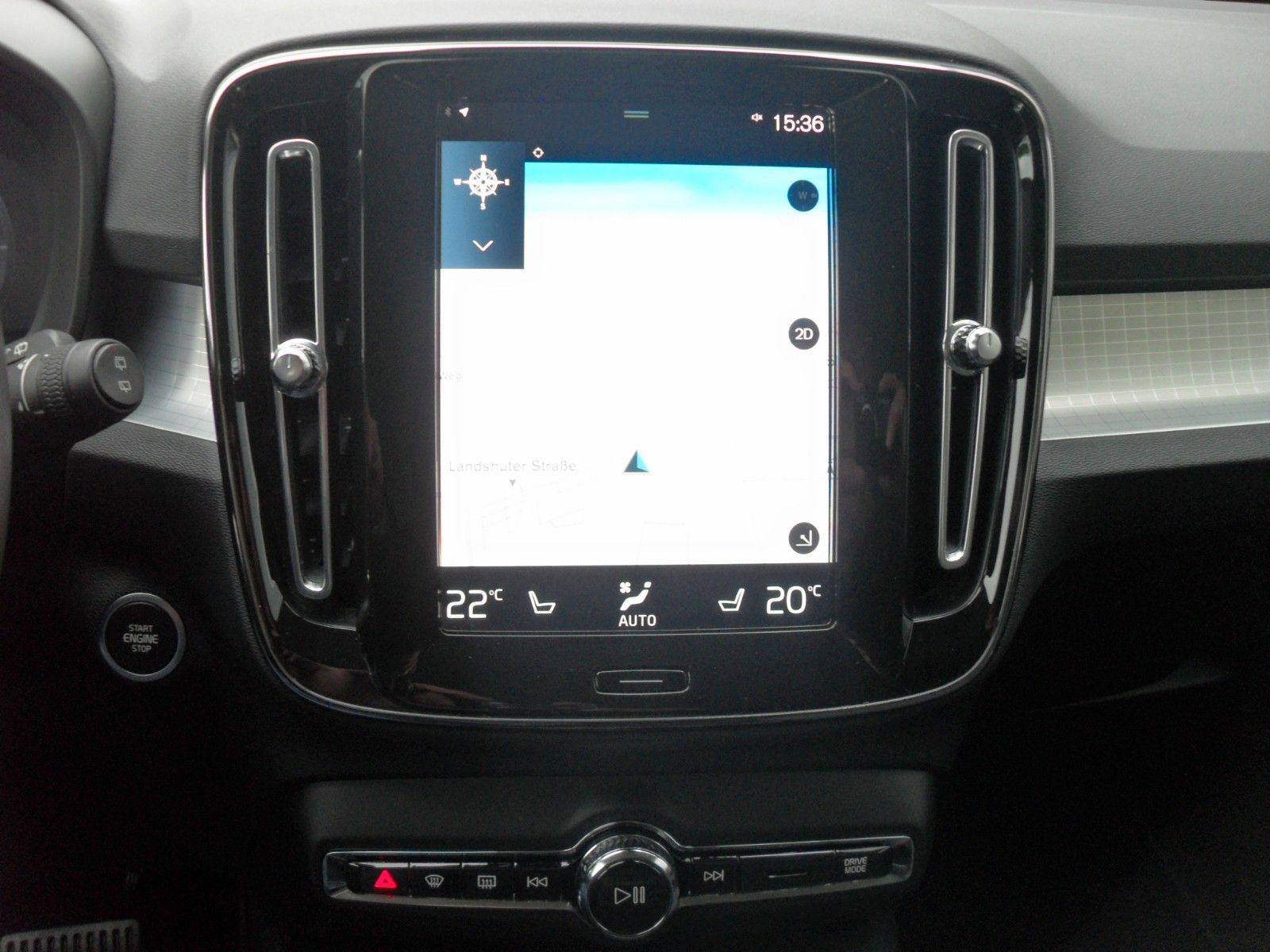 Fahrzeugabbildung Volvo XC 40 T4 Inscription  Plug-In Hyb |