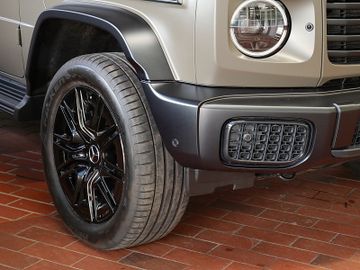 Mercedes G 580 - 4