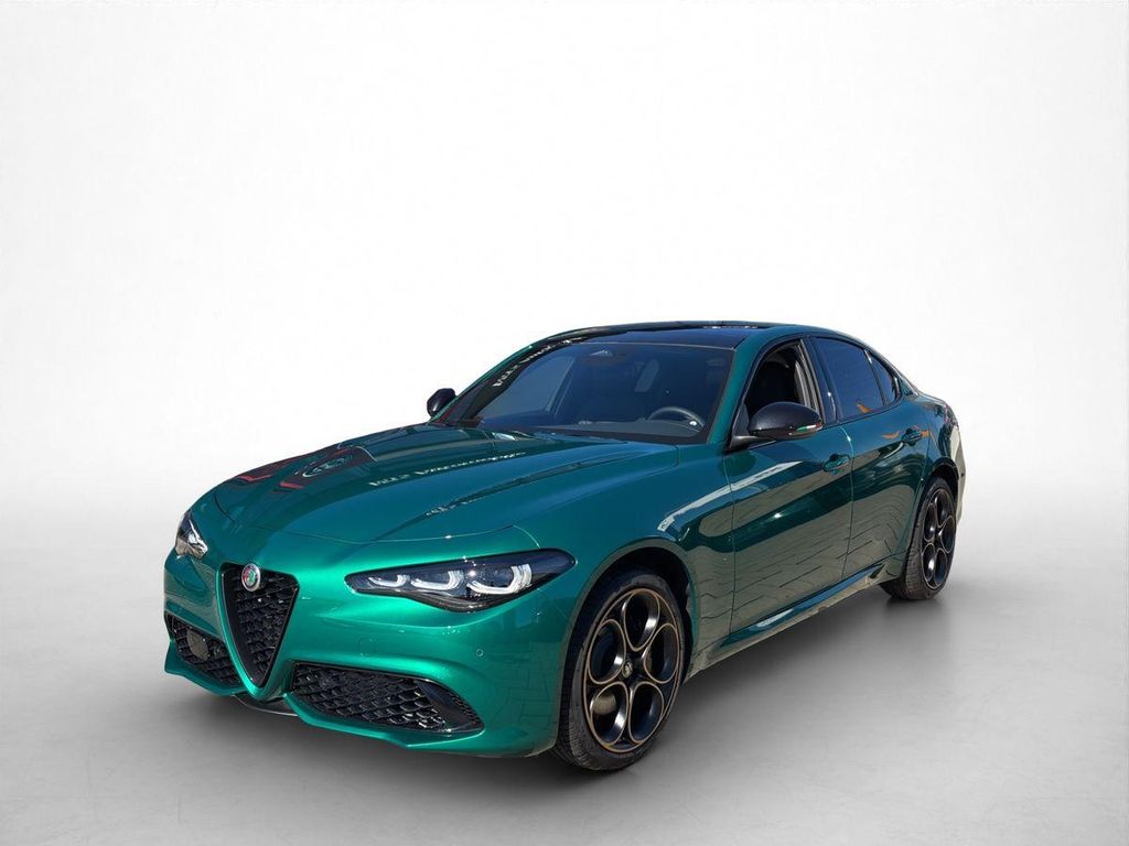Alfa Romeo Giulia INTENSA Q4 280 PS *Pano*Sonderlackierung*