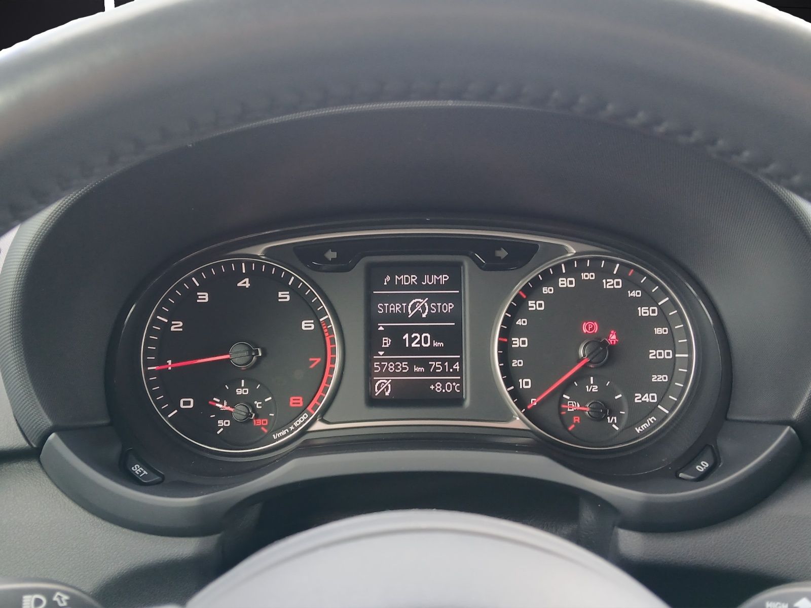 Fahrzeugabbildung Audi A1 Sportback TFSI basis GRA SH