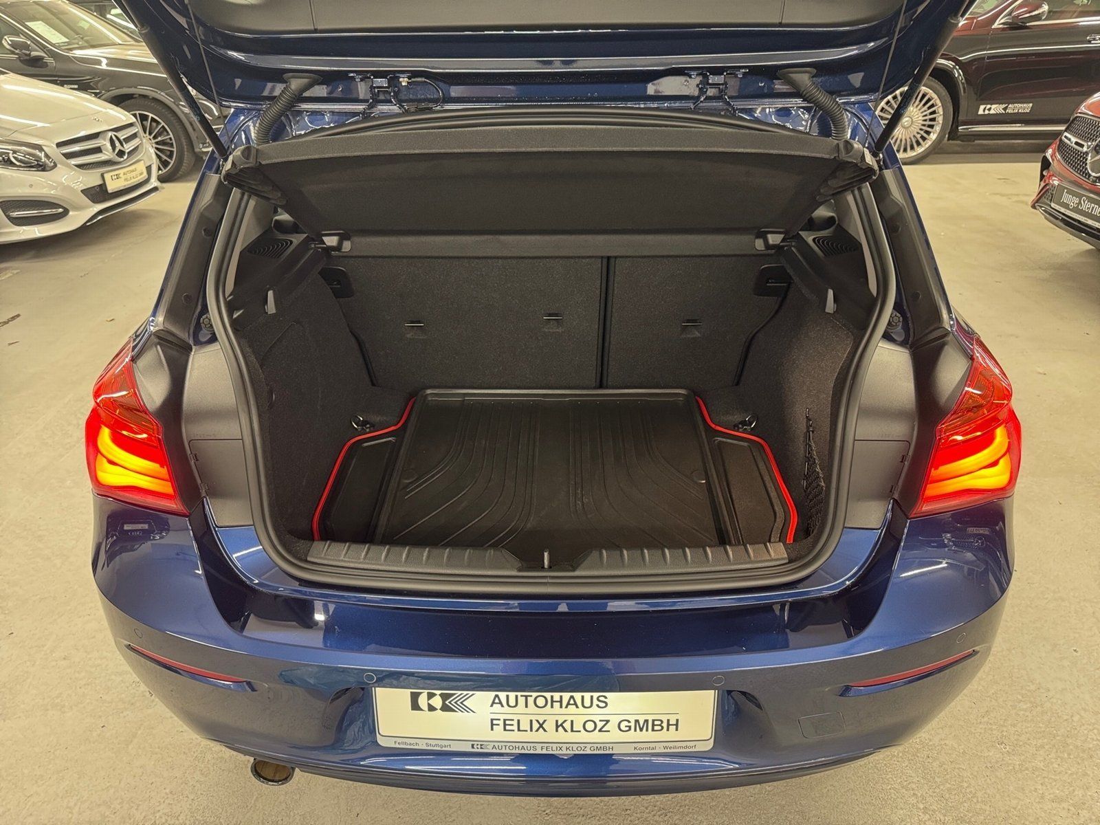 Fahrzeugabbildung BMW 116 i Sport Line*Navigation*PDC*Sitzheizung*LED*