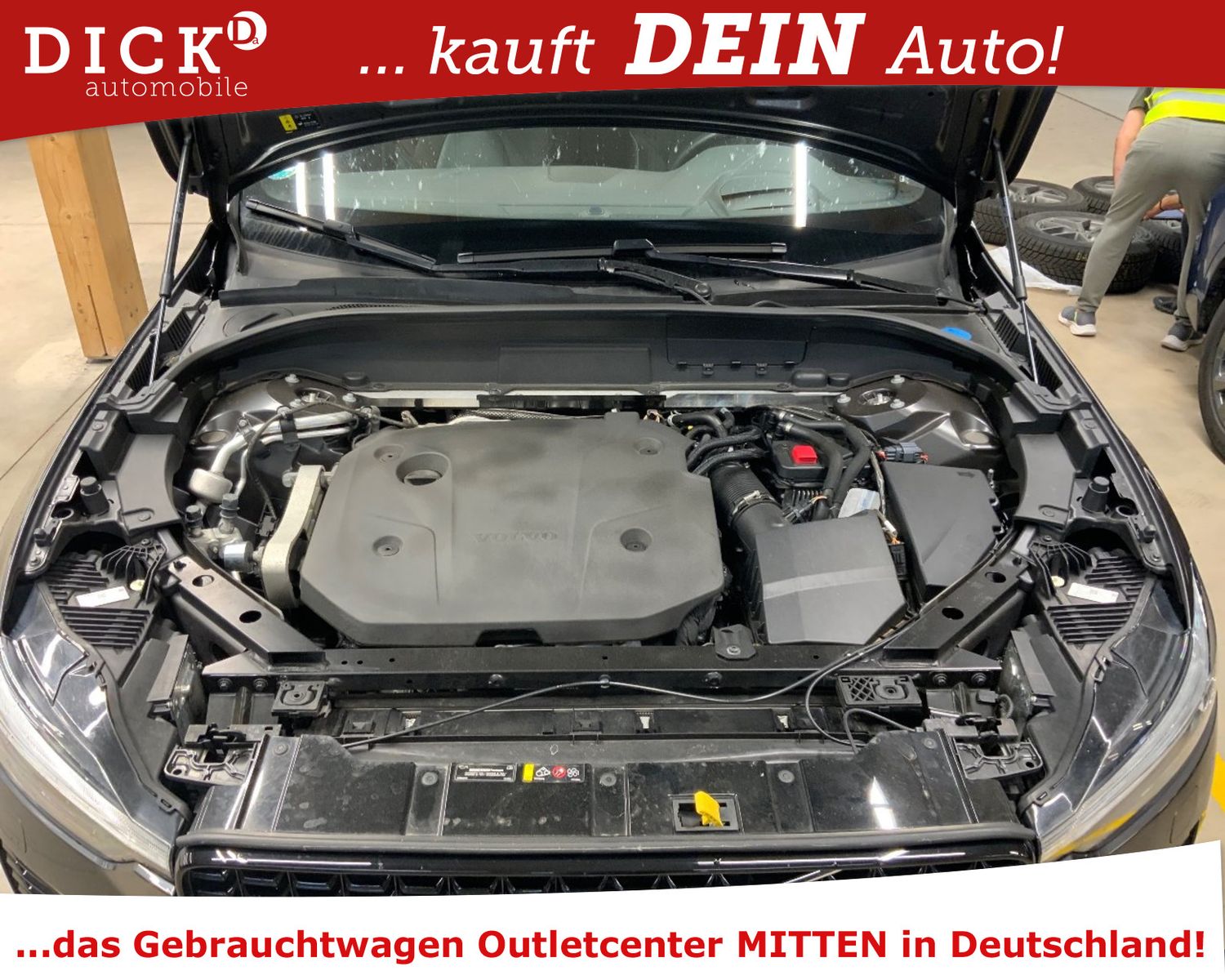 Fahrzeugabbildung Volvo XC60 B5 AWD AT8 Ultimate Dark LED/ACC/HUD/H&K/22