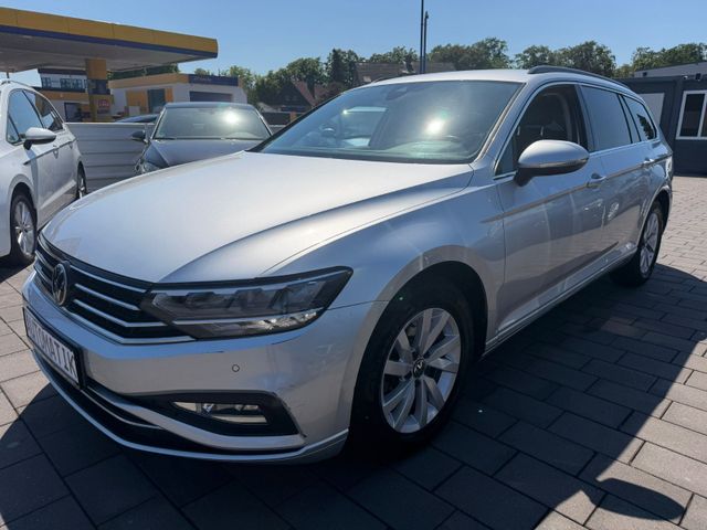 VW Passat Variant Business CAM*SHZ*CARPLAY*ACC