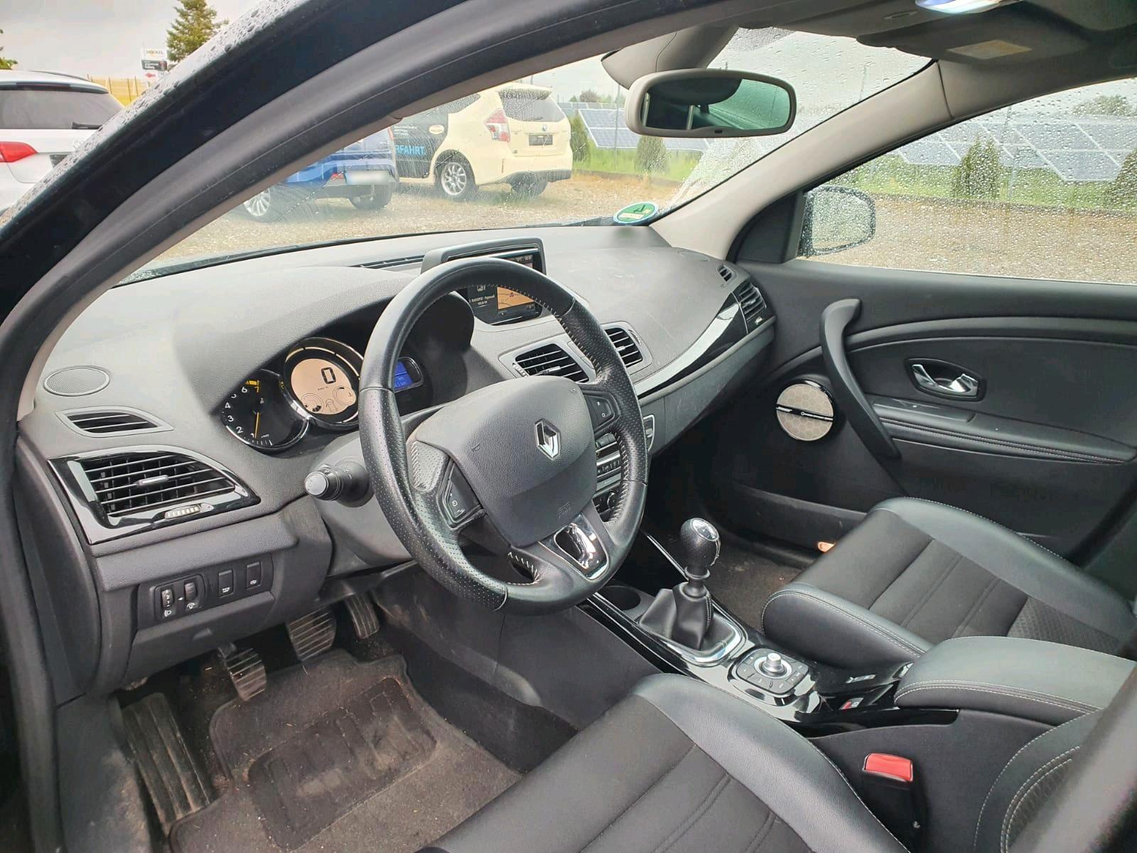 Renault Megane 2015 — photo 5