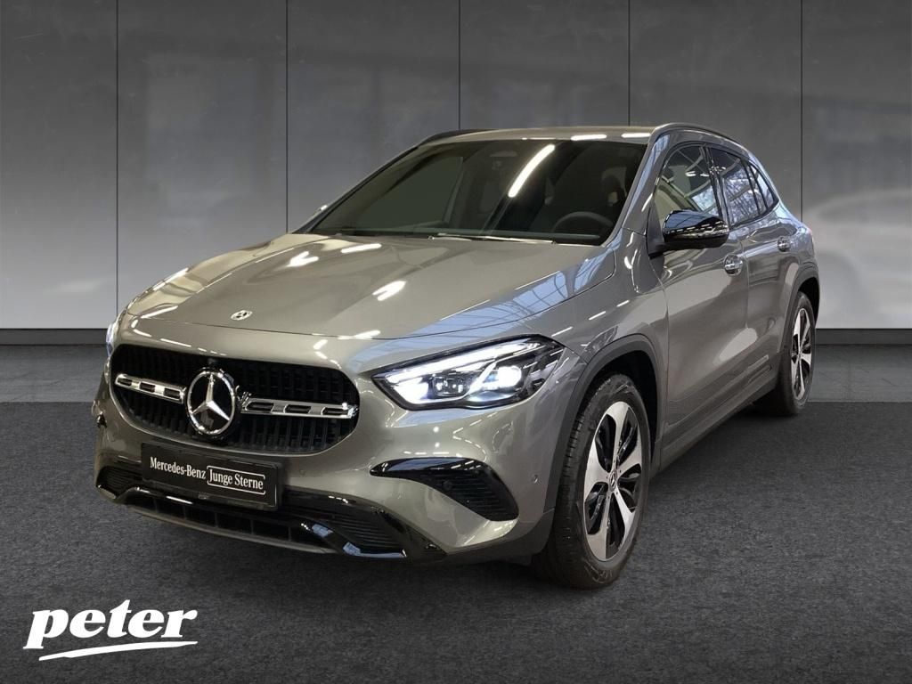 Mercedes-Benz GLA 220