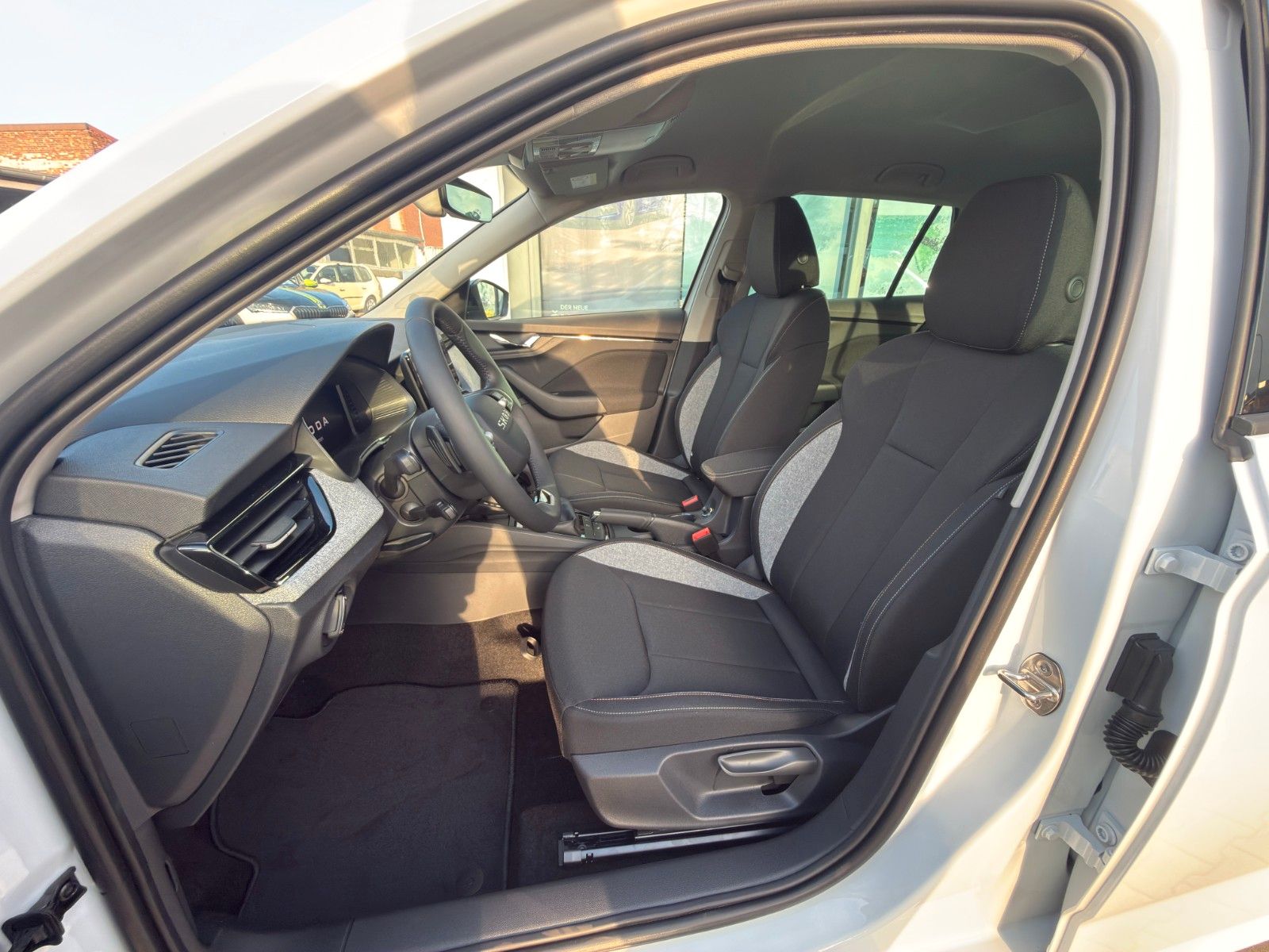 Fahrzeugabbildung SKODA Kamiq Balance 1,5 TSI 110 kW 7-Gang-DSG