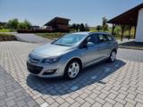 Opel Astra J Sports Tourer 1.4 ecoFLEX, Kombi - Opel Astra: Sports Tourer Ecoflex