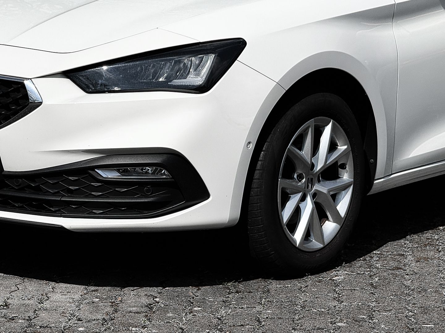 Seat Leon Sportstourer Style 1.5 TSI EU6d Fahrerass.P imagem 3