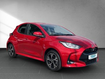 Toyota Yaris 1.5 Hybrid Teamplayer *2xPDC*BLIS*SHZ*