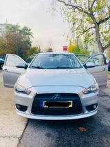Mitsubishi Lancer 1.8 MIVEC Instyle CVT Instyle - silberne Mitsubishi Lancer