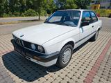 BMW E30 318i Automatik - 1. Hand - 15.900 km  - gebrauchte BMW 3er Reihe aus dem Jahr 1990
