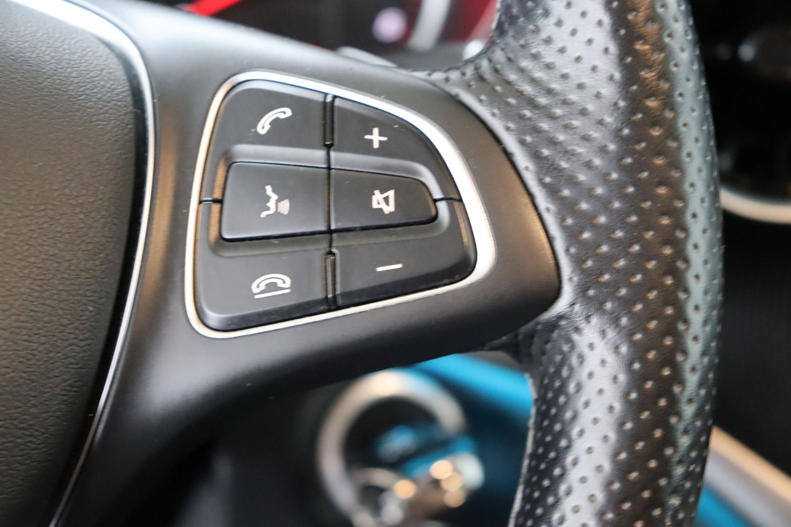 Fahrzeugabbildung Mercedes-Benz V 220 d Marco Polo 4Matic 1.Hd HORIZON EDITION