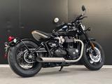 Triumph Bonneville Bobber - TRIUMPH BONNEVILLE BOBBER