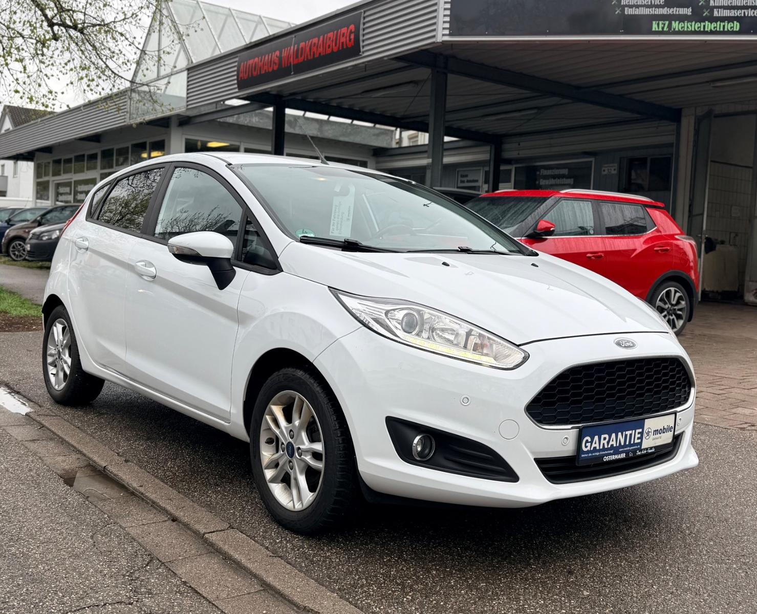 Ford Fiesta Lim. 1.0i Celebration/Bluetooth/SHZ/PDC