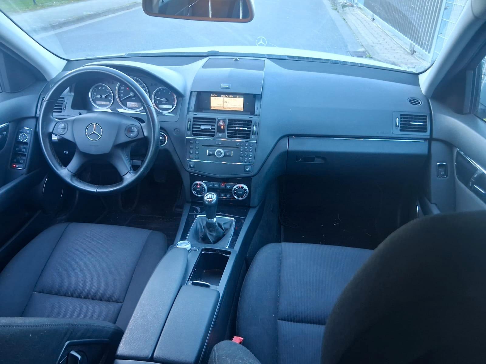 Mercedes-Benz C200 2008 — photo 6