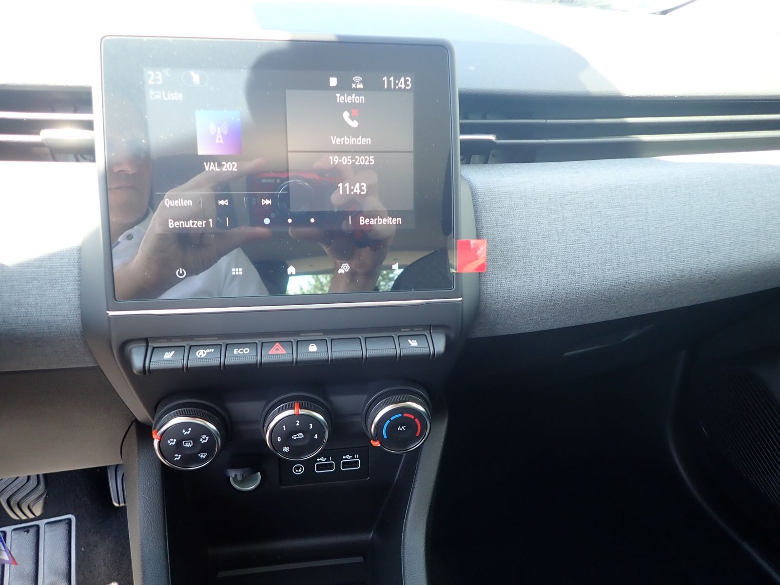 Fahrzeugabbildung Renault Clio Evolution SCe 65