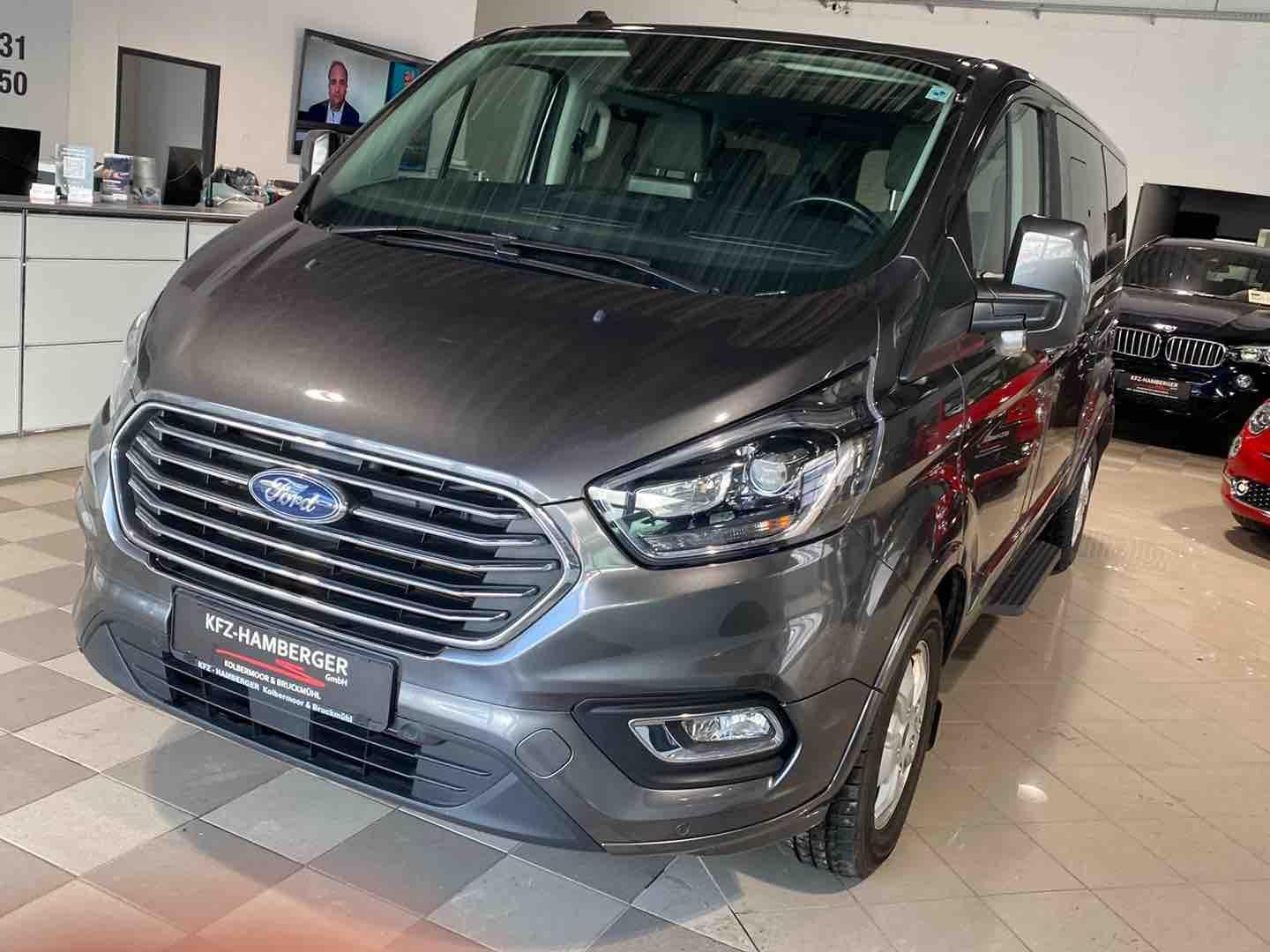 Ford TOURNEO CUSTOM 320 L2 TREND 2.0 ROLLSTUHLUMBAU