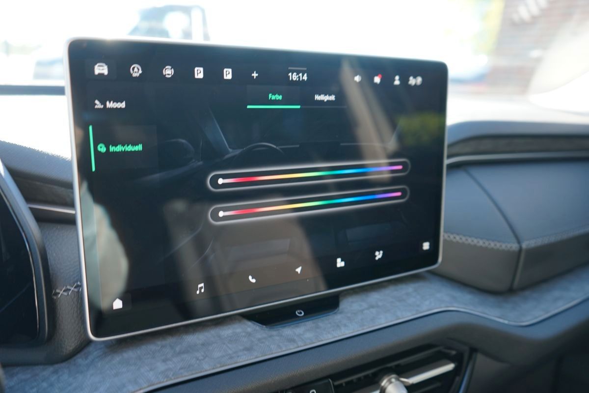Fahrzeugabbildung SKODA Kodiaq 2.0 TDI 190 PS 4x4 Sport*Head Up*7 Sitzer