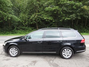 Volkswagen Passat Variant - 8