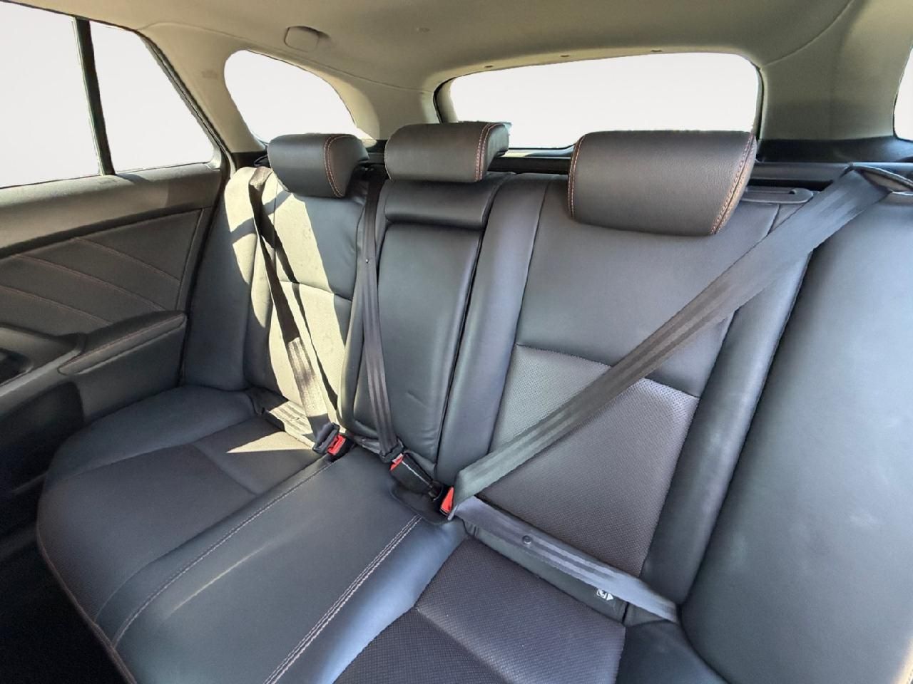Fahrzeugabbildung Toyota Avensis Touring Sports Business Edition