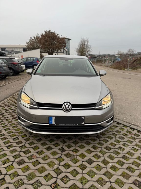 Image of Volkswagen Golf