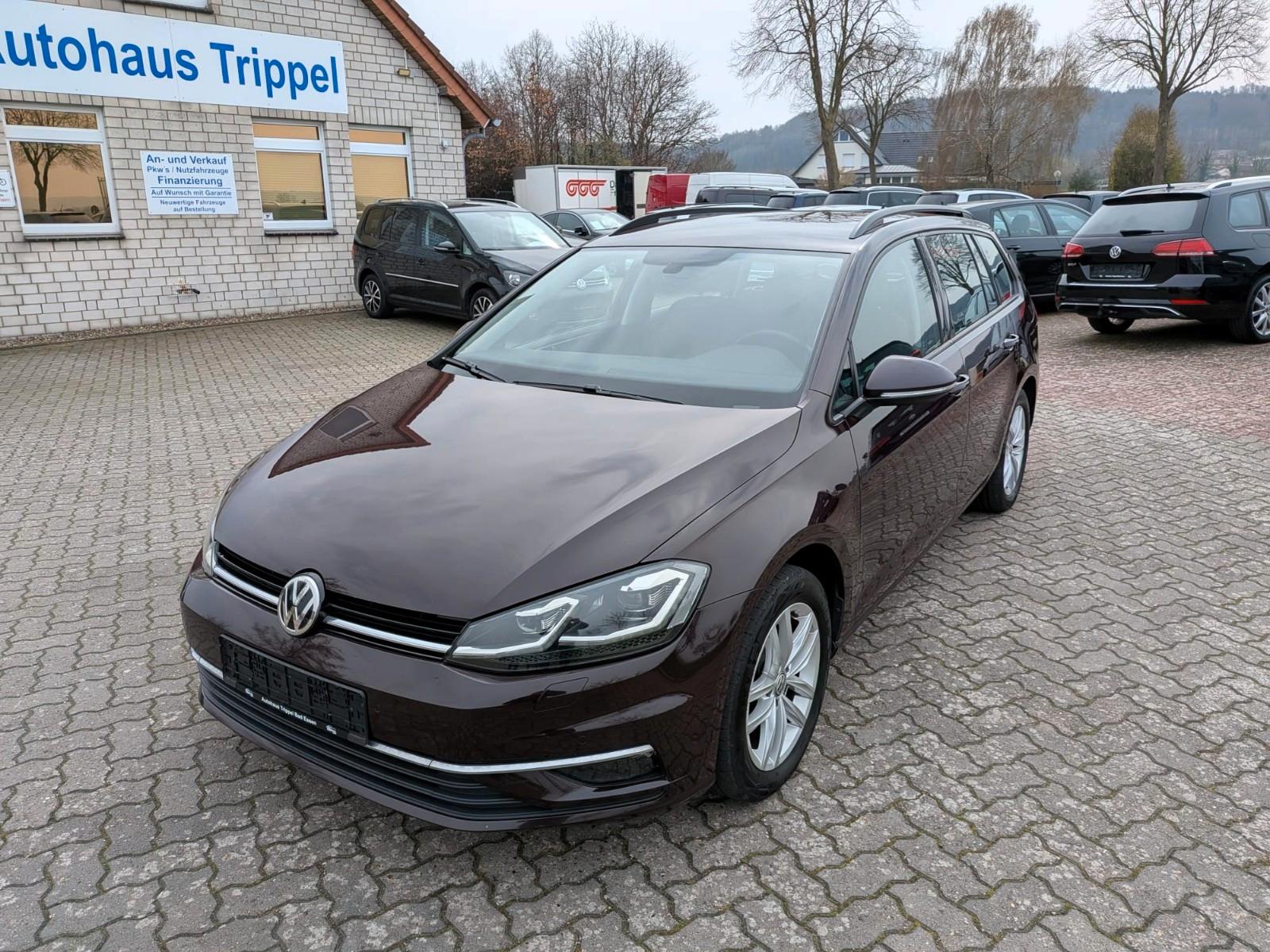 Volkswagen Golf VII Variant 2.0 TDI LED ACC AHK NAVI