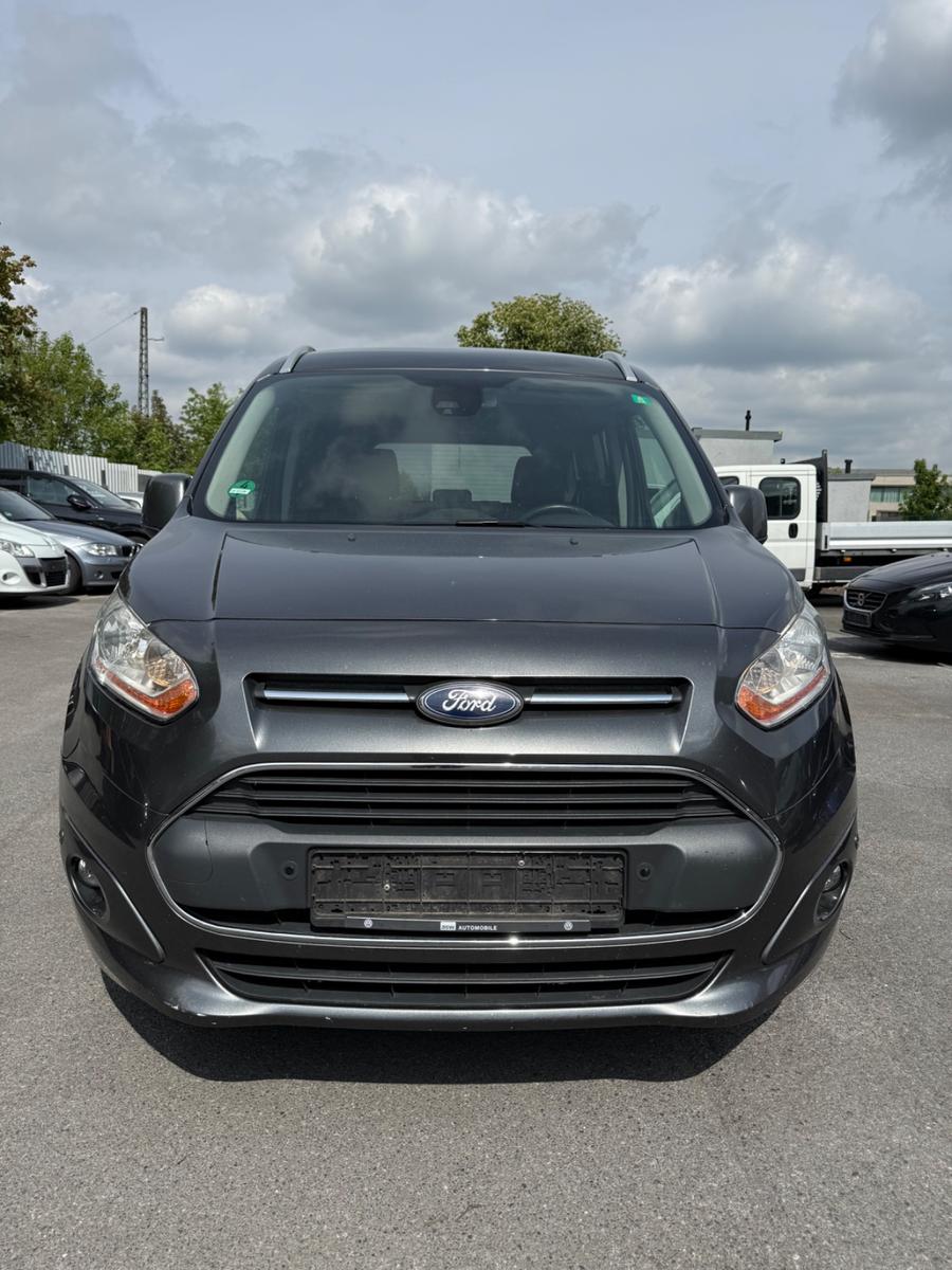 Ford Grand Tourneo Connect Titanium
