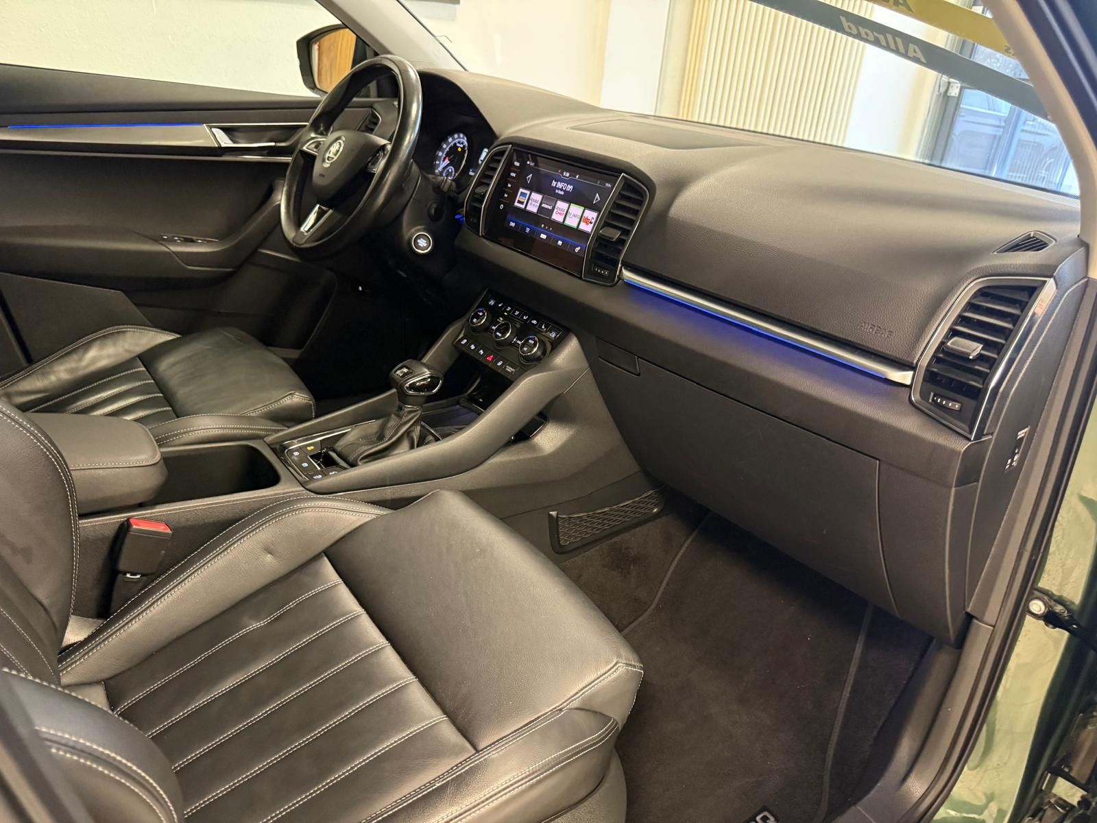 Fahrzeugabbildung SKODA Karoq Style 4x4 / AHK/ALLRAD/LED/KAMERA/LEDER