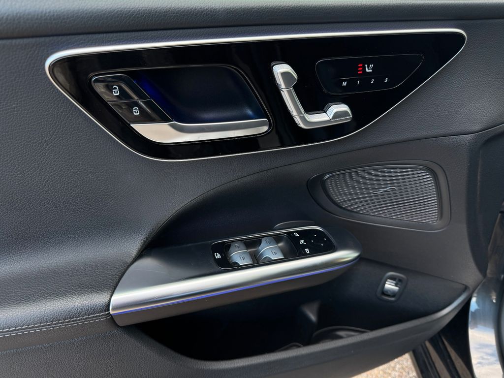 Mercedes-Benz C 220 T d Avantgarde,LED,AHK,Night,Leder,Ambi