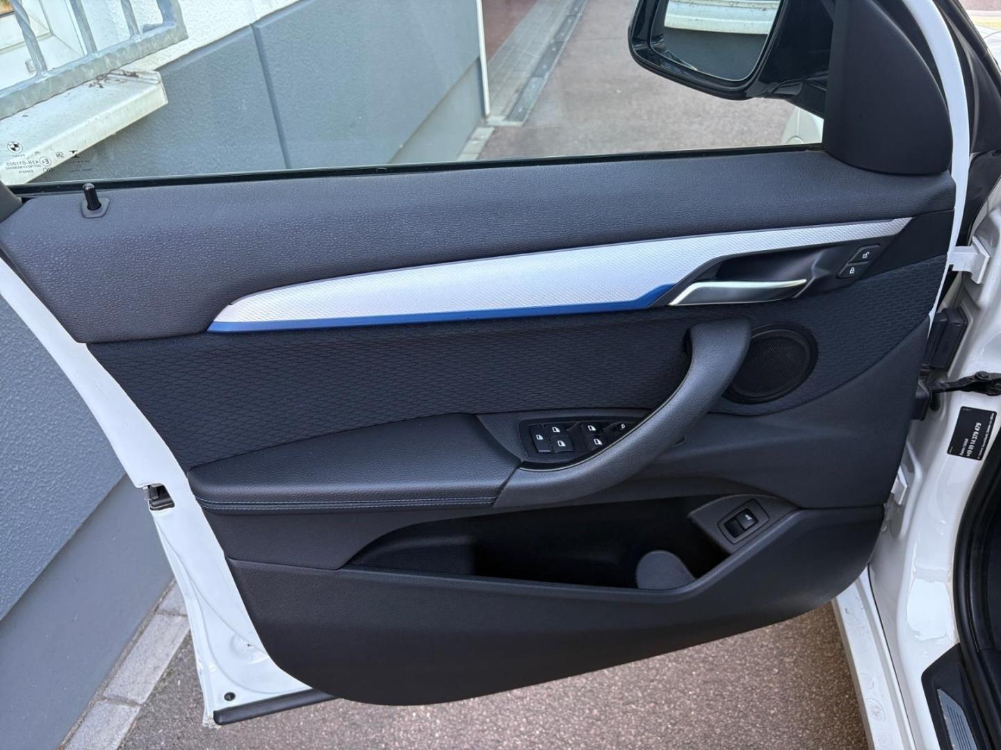 BMW X1 xDrive 20i M Sport HuD Navi LED el.Heckklappe, миниатюра 20